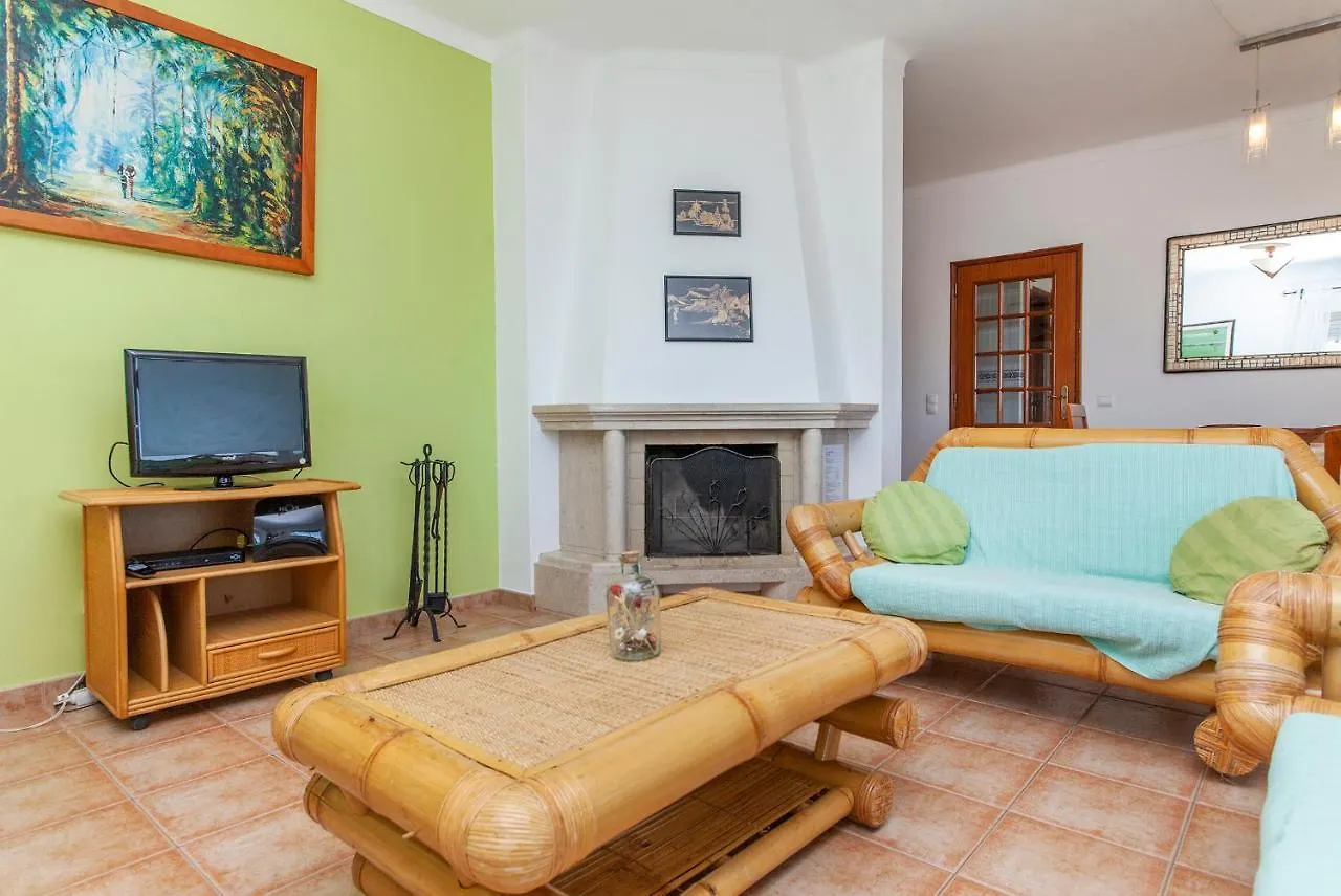 Feia-Traia Vestfuse Hotel Lagos