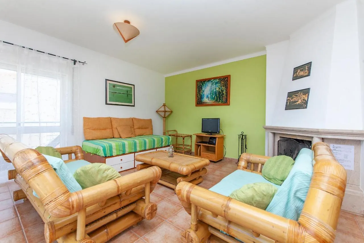 Feia-Traia Vestfuse Hotel Lagos