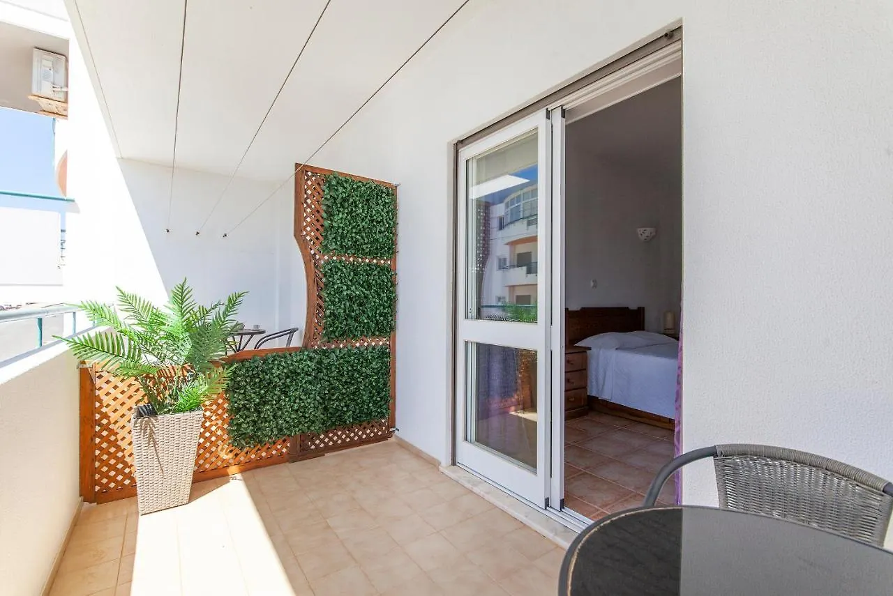 Feia-Traia Vestfuse Hotel Lagos